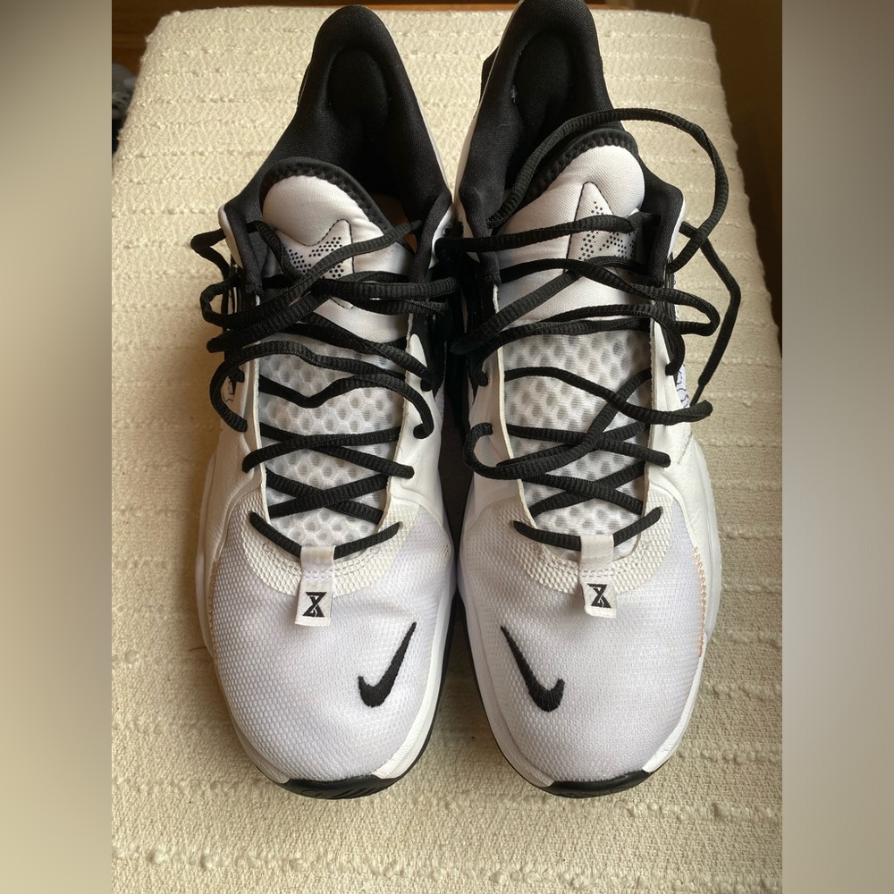 Nike PG 5